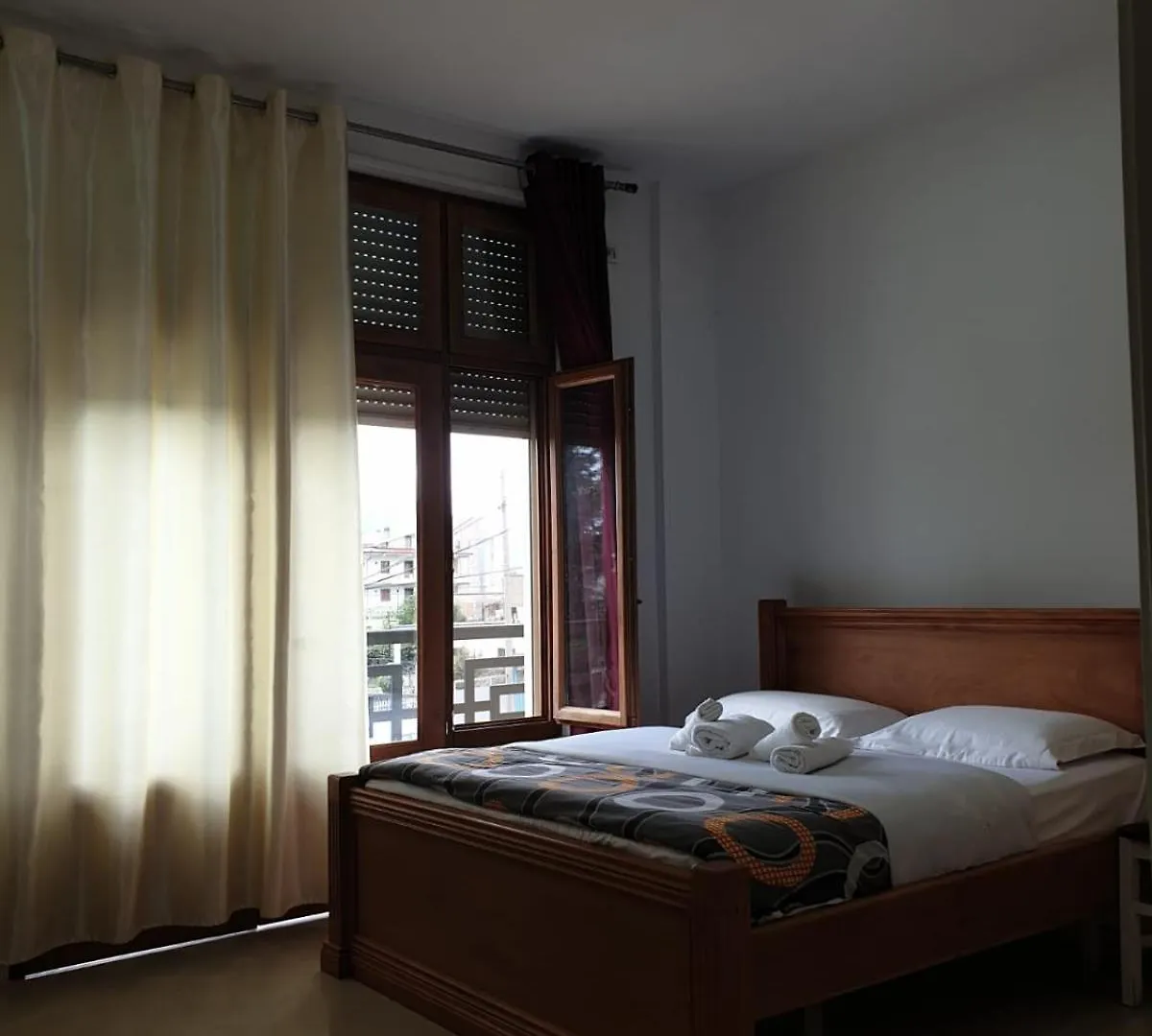 게스트하우스 Vila Giorgio Shkodër